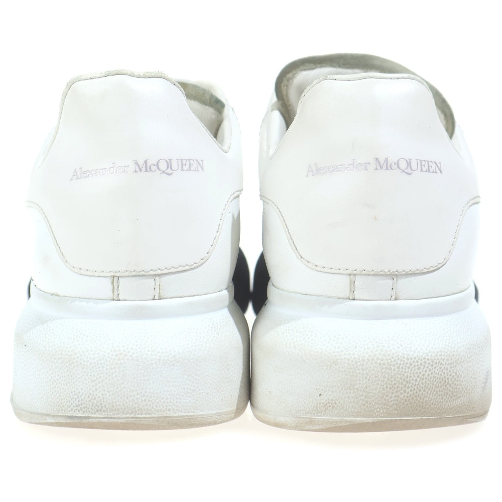 Alexander McQueen(アレキサンダーマックイーン) Chunky Spray Paint スプレープリント ローカットオーバーサイズスニーカー ブラック/ホワイト 575425