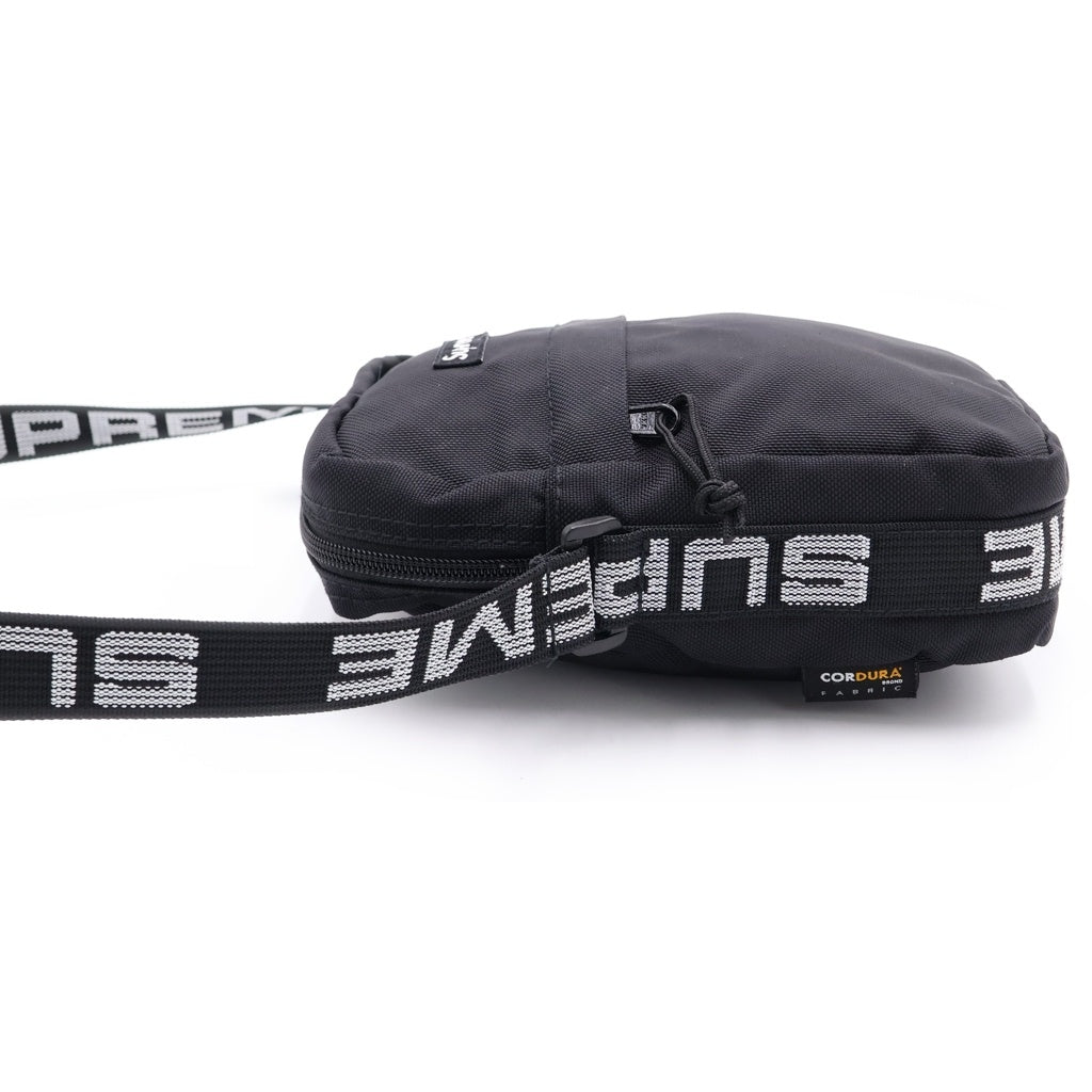 SUPREME(シュプリーム) 18SS Shoulder Bag Logo Tape ショルダーバック