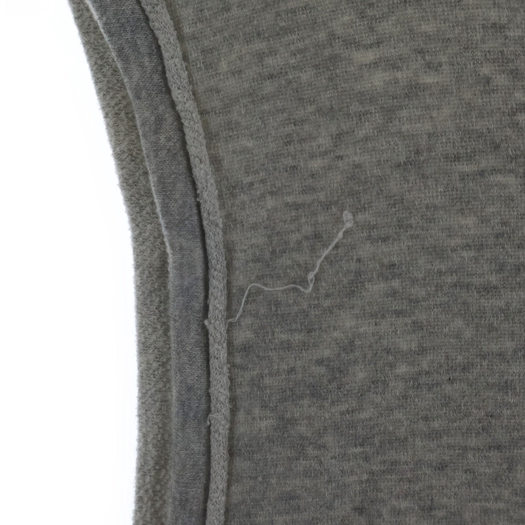 REGULATION Yohji Yamamoto MEN(レギュレーションヨウジヤマモトメン) 19SS SLEEVELESS SWEATER WITH FLAP POCKET AND SLITS IN NECKLINE スウェット HZ-T56-087 タンクトップ グレー