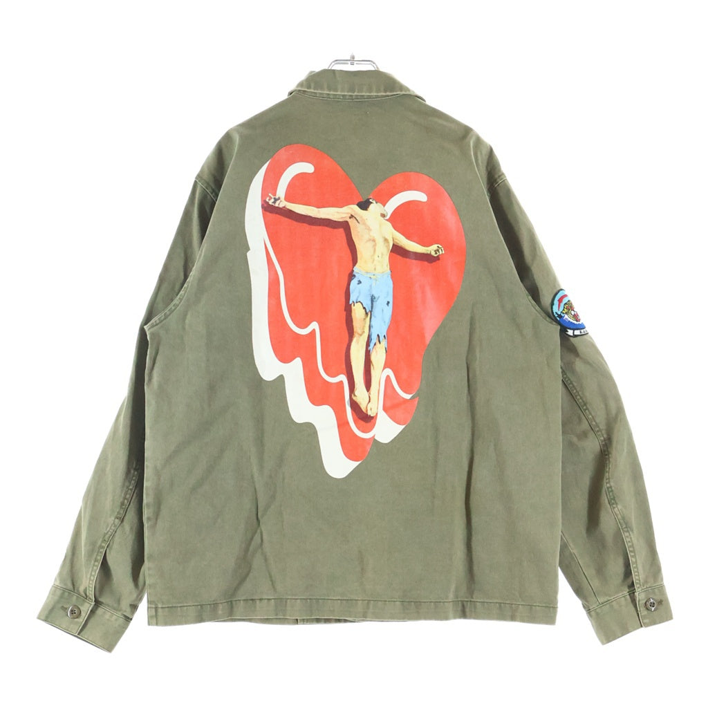 Emotionally Unavailable(エモーショナリー アンアヴェイラブル) 22AW CROSS YOUR HEART JACKET FATIGUE ファティーグ パッチ 刺繍 ミリタリージャケット カーキ