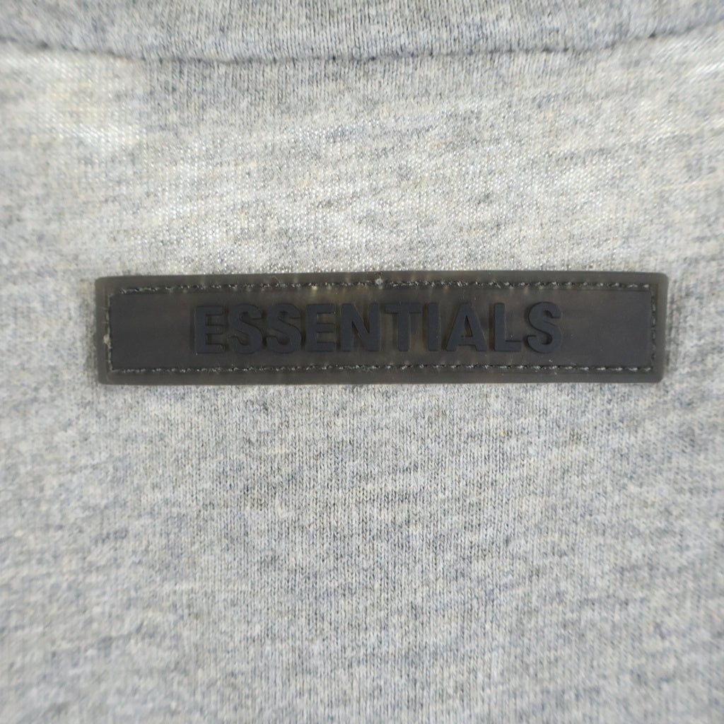 FEAR OF GOD ESSENTIALS(フィアオブゴッド エッセンシャルズ) ラバーロゴ ビックサイズ ポロシャツ グレー
