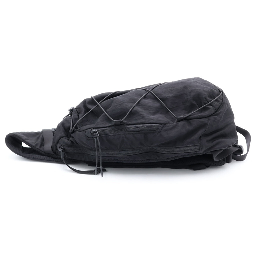 C.P. Company(シーピーカンパニー) Nylon B Lens Crossbody Rucksack クロスボディバッグ RCCMAC735A005269G ブラック