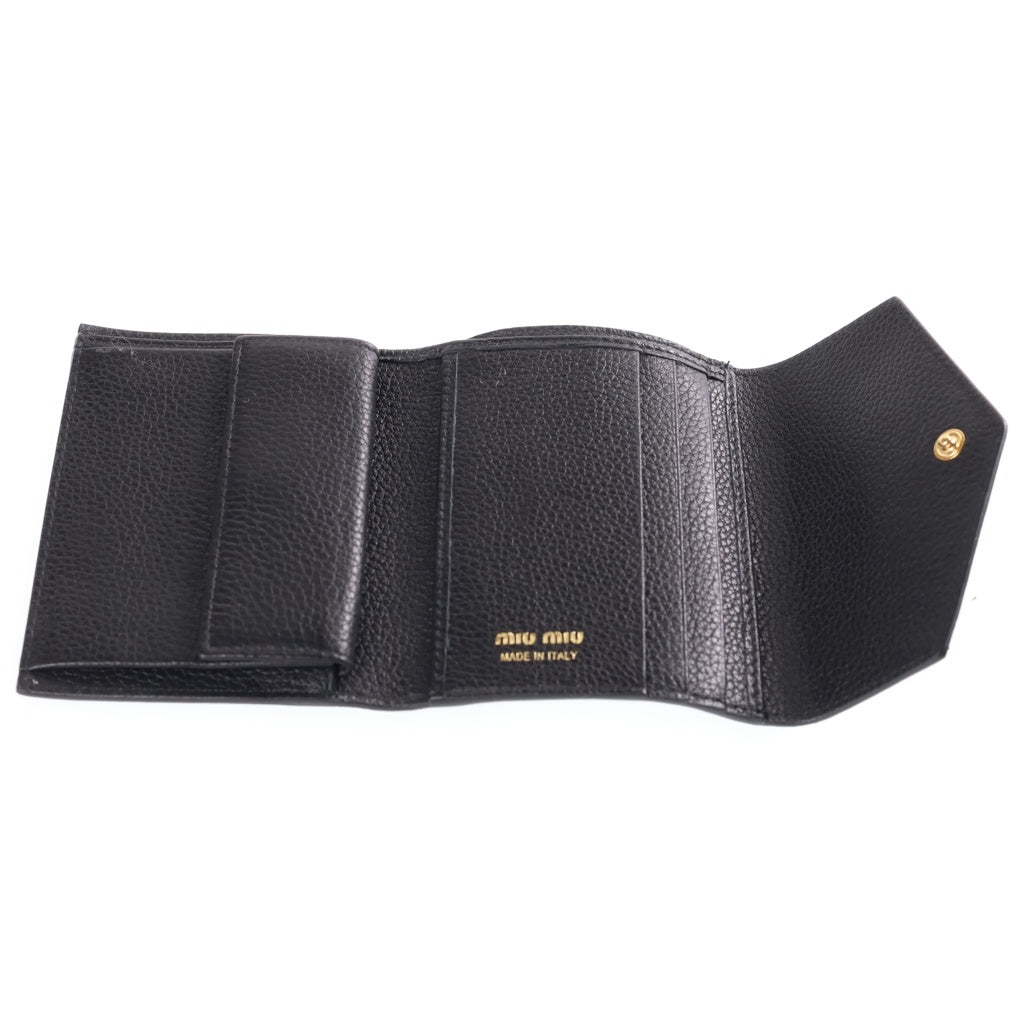 miumiu(ミュウミュウ) Logo Tri-Fold Wallet ヴィッテロダイレザー 5MH040 3つ折り財布 ブラック レディース