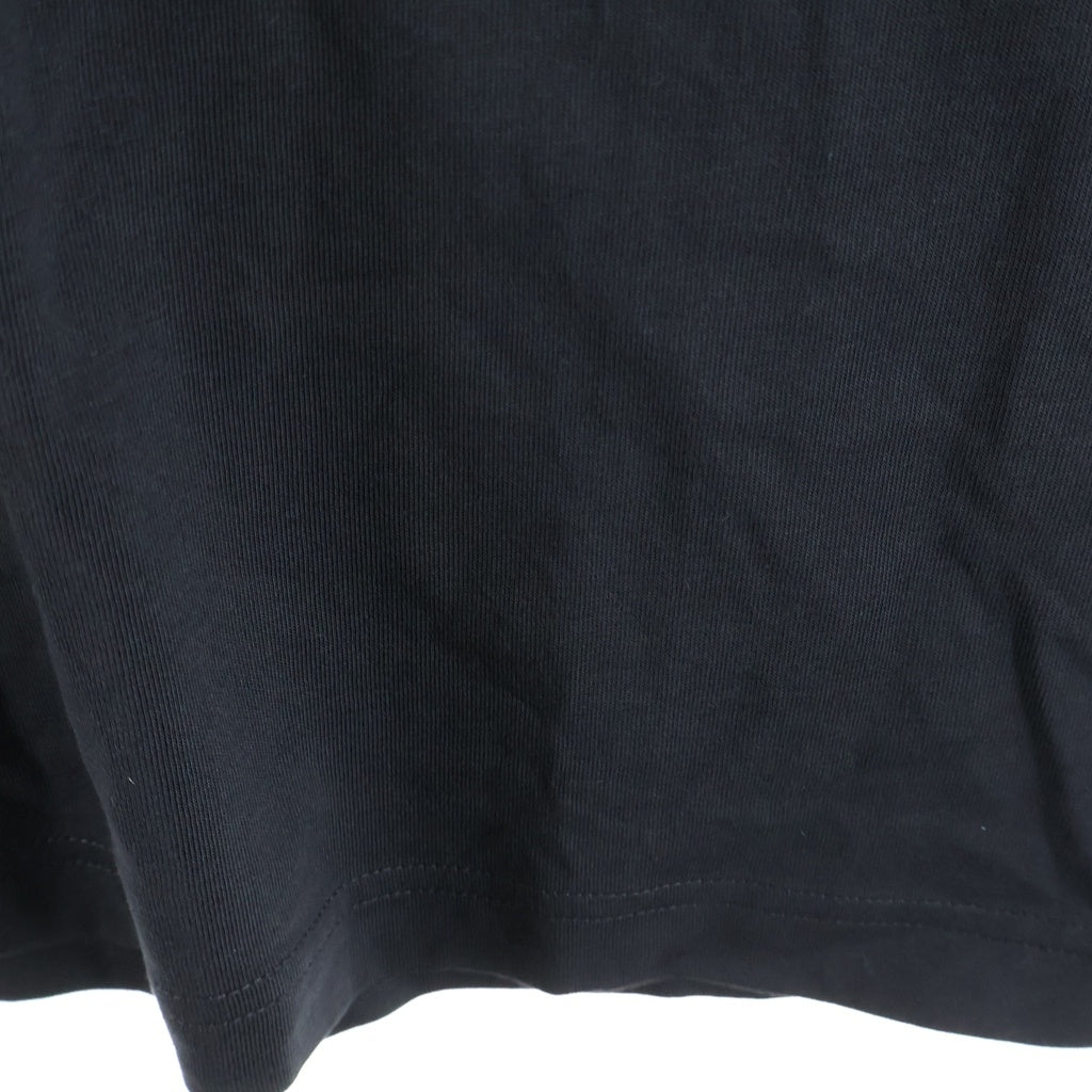 MONCLER(モンクレール) 23SS エンボス加工ロゴ クルーネックTシャツ ブラック J10918C00052