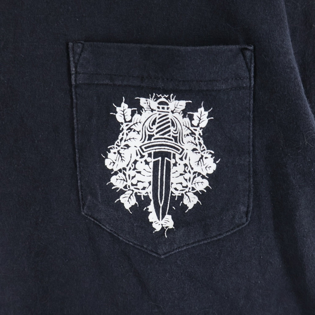 CHROME HEARTS(クロムハーツ) OLD VINE DAGGER オールド ヴァインダガー アームクロスプリント 長袖Tシャツ カットソー ブラック