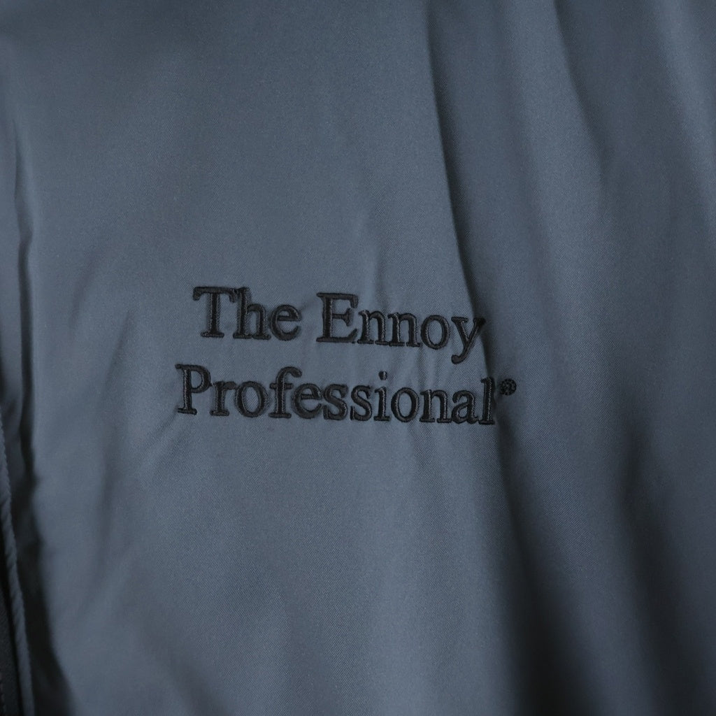 The Ennoy Professional(エンノイプロフェッショナル) PADDED NYLON HOODIE パデッドナイロンジャケット フード ダウンジャケット グレー AW25BRENJK03LP