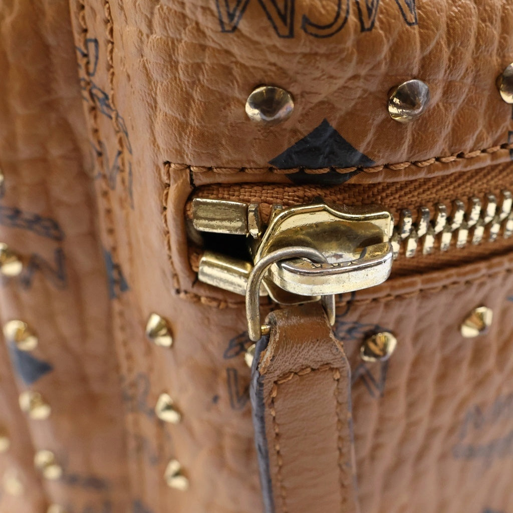 MCM(エム シー エム) スターク スタッズアウトライン付 ヴィセトス バックパック リュックサック MMK8AVE61CO001 ブラウン レディース