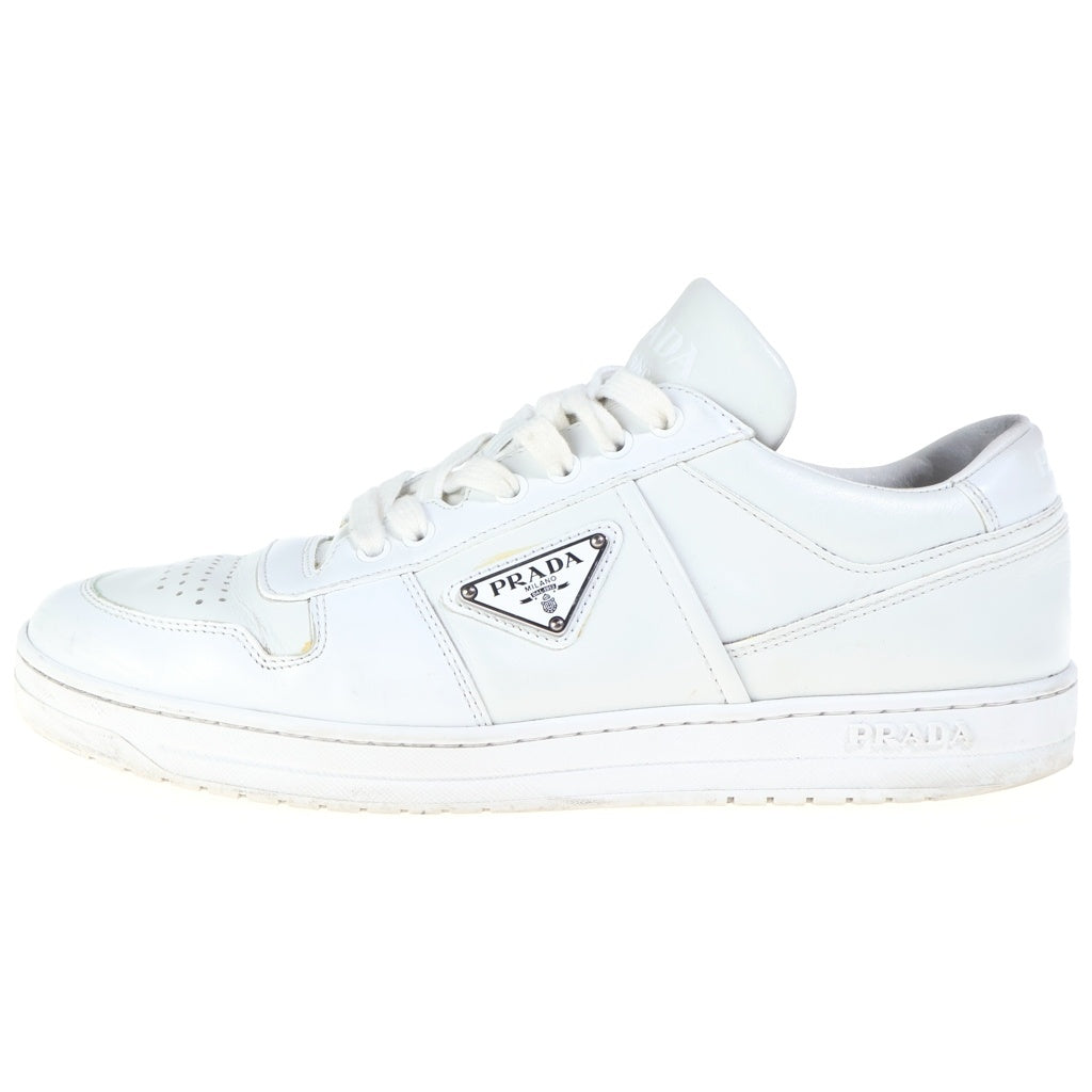 PRADA(プラダ) DOWNTOWN SNEAKERS ダウンタウン レザー 三角プレート ローカットスニーカー 2EE364 ホワイト 2EEZ66