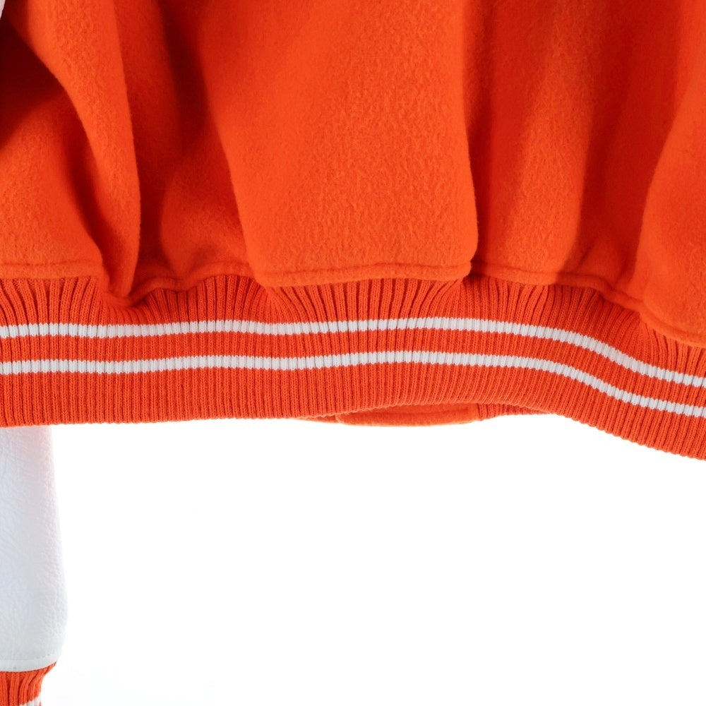 LOUIS VUITTON(ルイヴィトン) 23SS ミニバーシティブルゾン クロップド スタジアムジャンバー スタジャン ブルゾン ホワイト/オレンジ RM231 MJY HOL71E