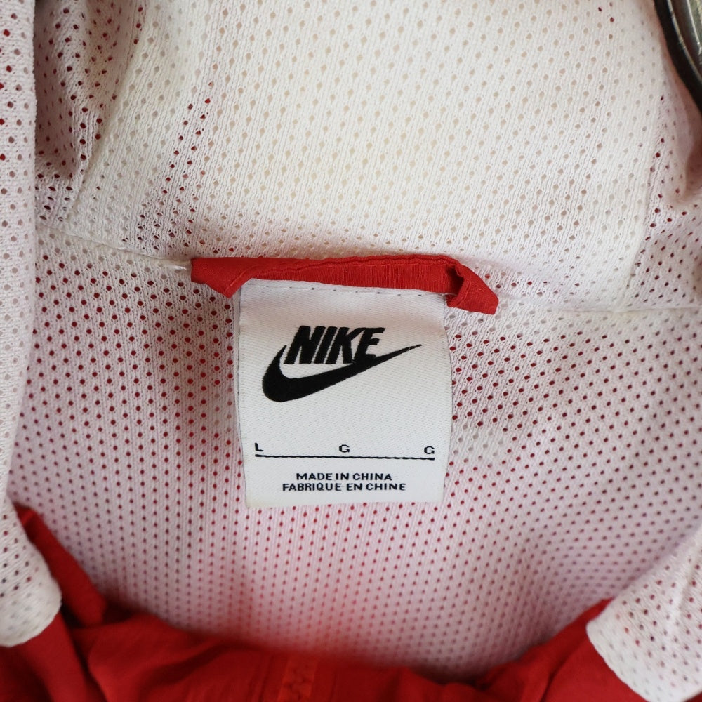 NIKE(ナイキ) BIG SWOOSH JKT ビッグスウォッシュジャケット DR9005-657 フロントジップアップ ナイロンジャケット ホワイト/レッド