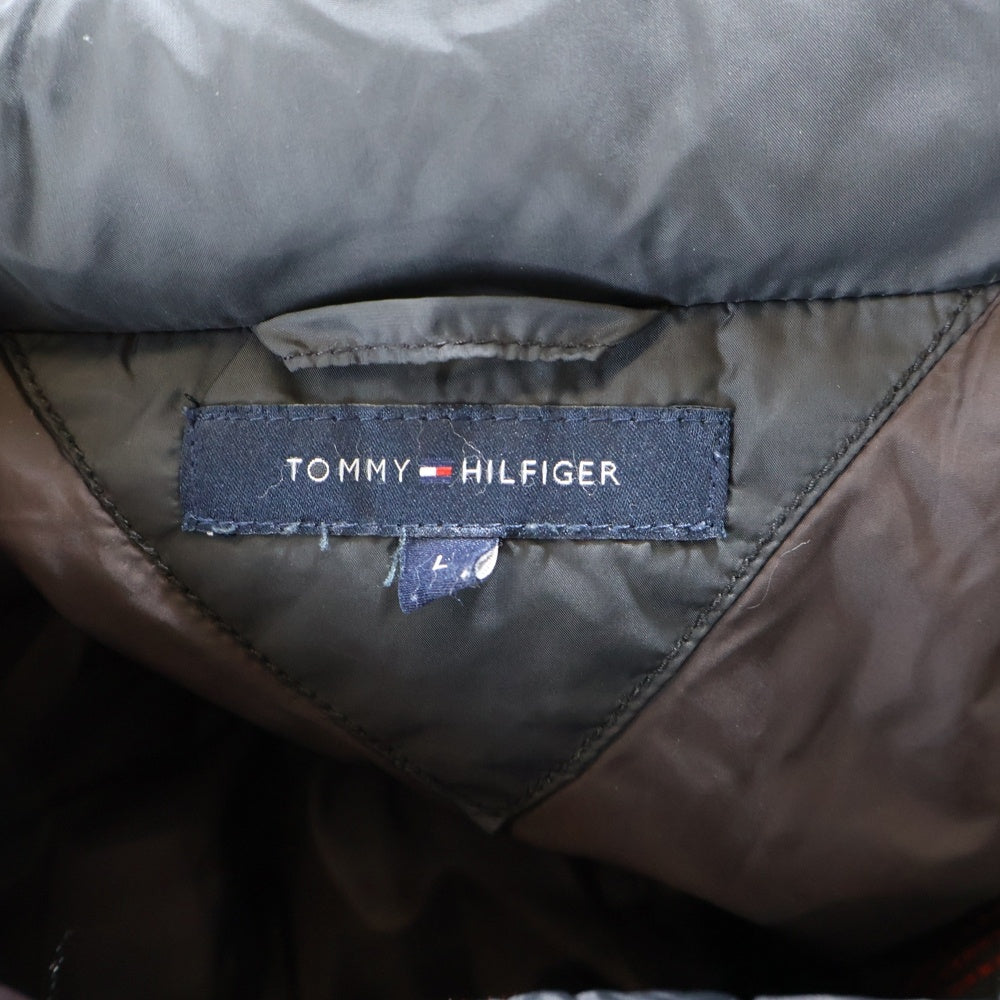 TOMMY HILFIGER(トミーヒルフィガー) エンブレムワッペン付き ジップアップ ダウンジャケット ブラック 0526377