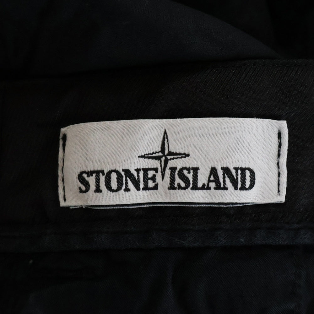 STONE ISLAND(ストーンアイランド) ロゴワッペン付き カーゴハーフパンツ ショーツ ブラック 7415L0803
