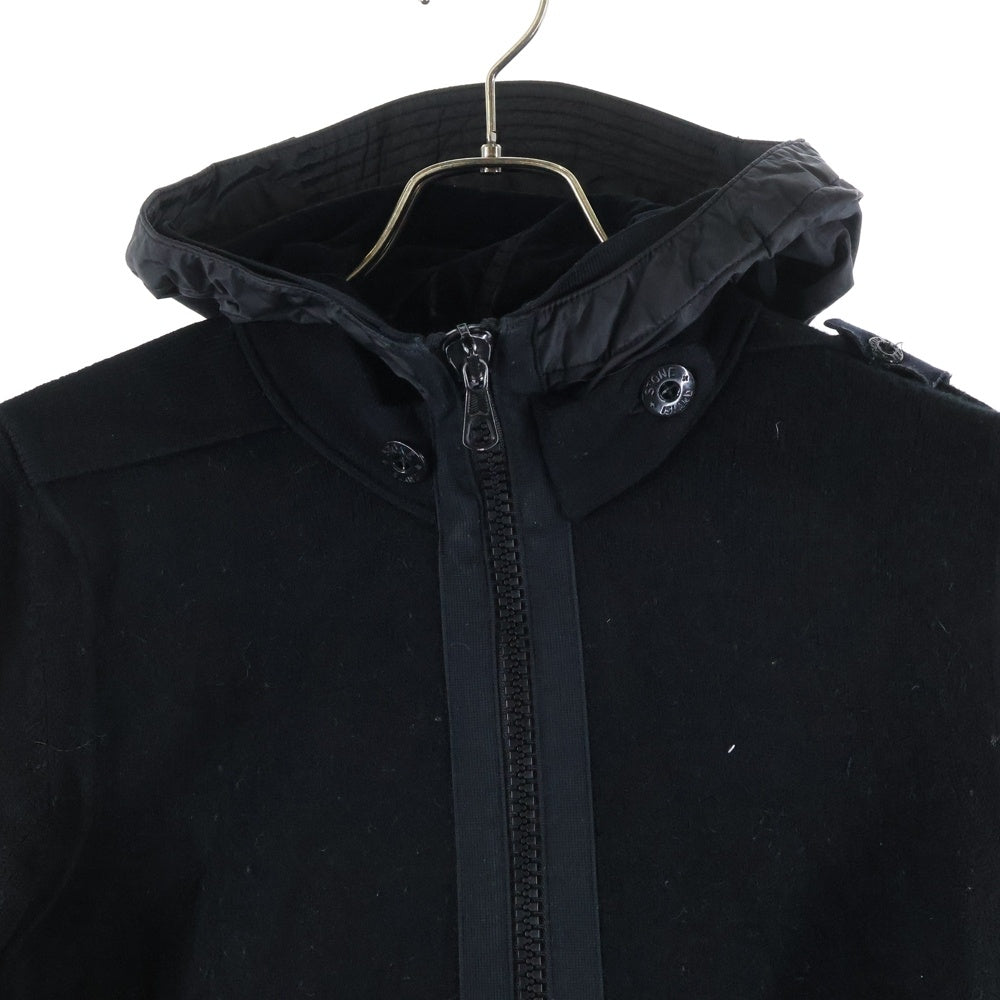 STONE ISLAND(ストーンアイランド) ロゴワッペン付き フロントジップアップ パーカー ブラック 49155MA5