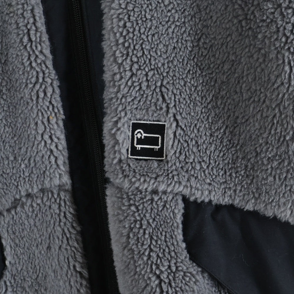 WOOLRICH(ウールリッチ) フロントロゴ ジップアップ フリースジャケット グレー/ブラック WJOU0075EC