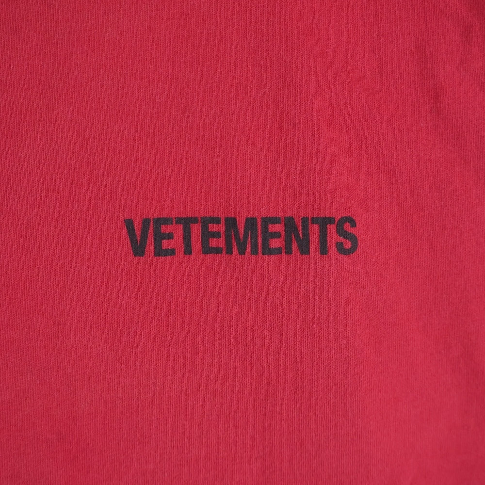 VETEMENTS(ヴェトモン) 20AW LOGO FRONT BACK T-SHIRT ロゴプリント クルーネック 半袖Tシャツ カットソー レッド UAH21TR501