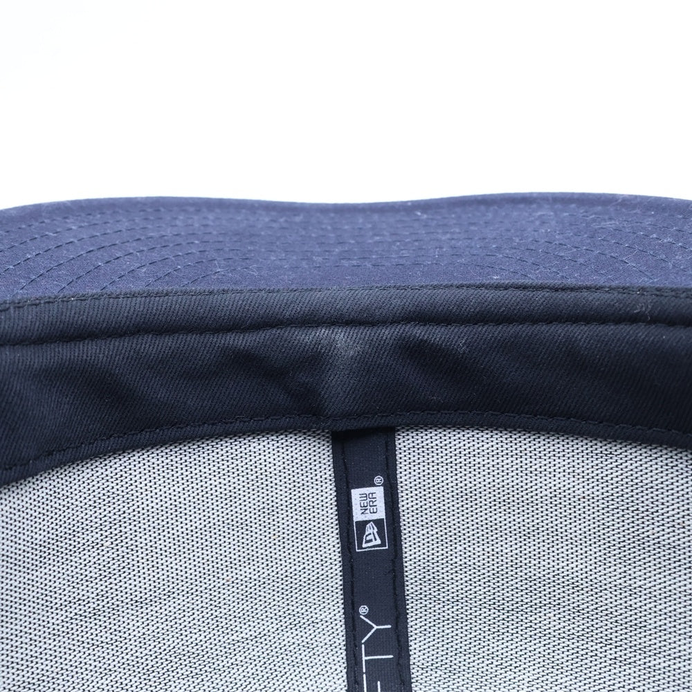 SUPREME(シュプリーム) 17SS ×NEW ERA×PLAYBOY Box Logo Cap ボックスロゴ バック刺繍 キャップ 帽子 ネイビー