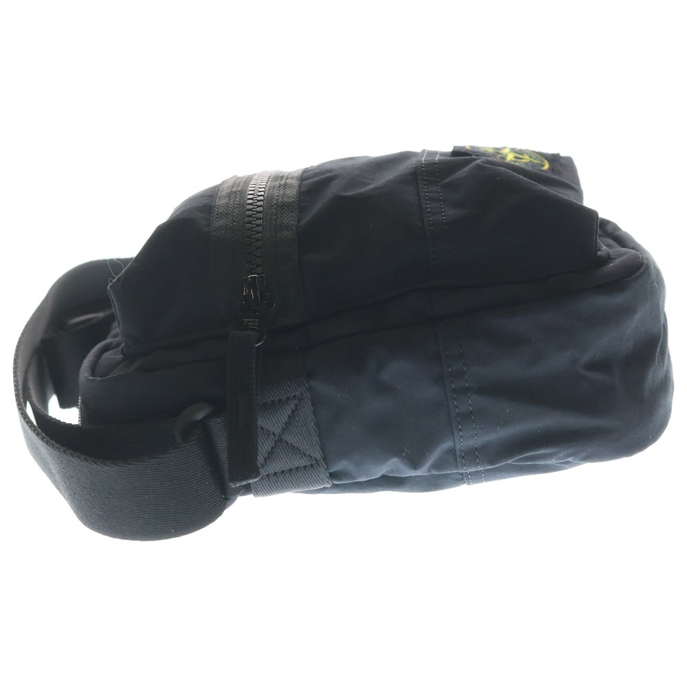 STONE ISLAND(ストーンアイランド) 25AW コンパスロゴワッペン ショルダーバッグ ポーチ ブラック K2S159200019S0257