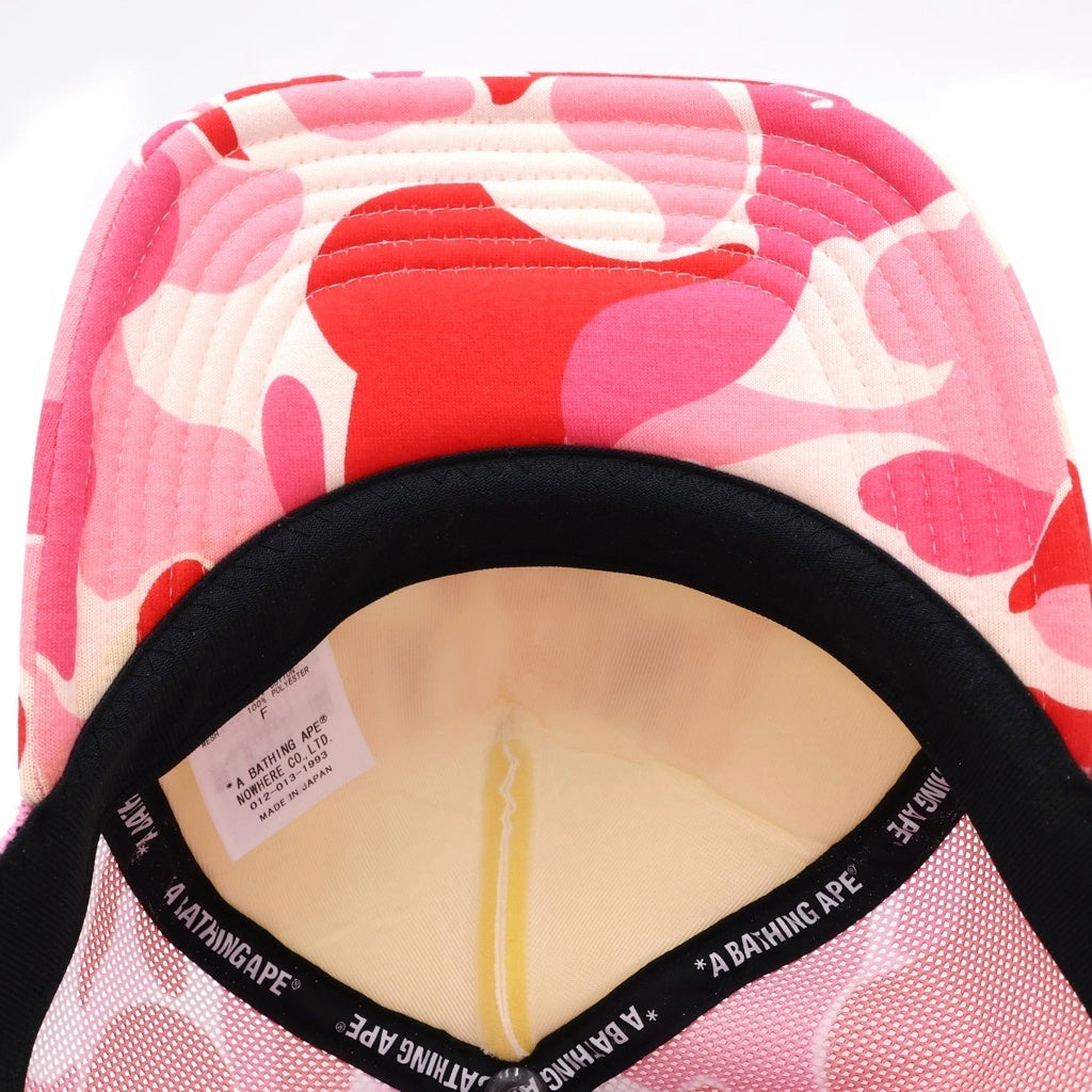 A BATHING APE(アベイシングエイプ) ABC CAMO NYC フロントロゴ 6パネル メッシュキャップ 帽子 ピンク 001CPL301012M