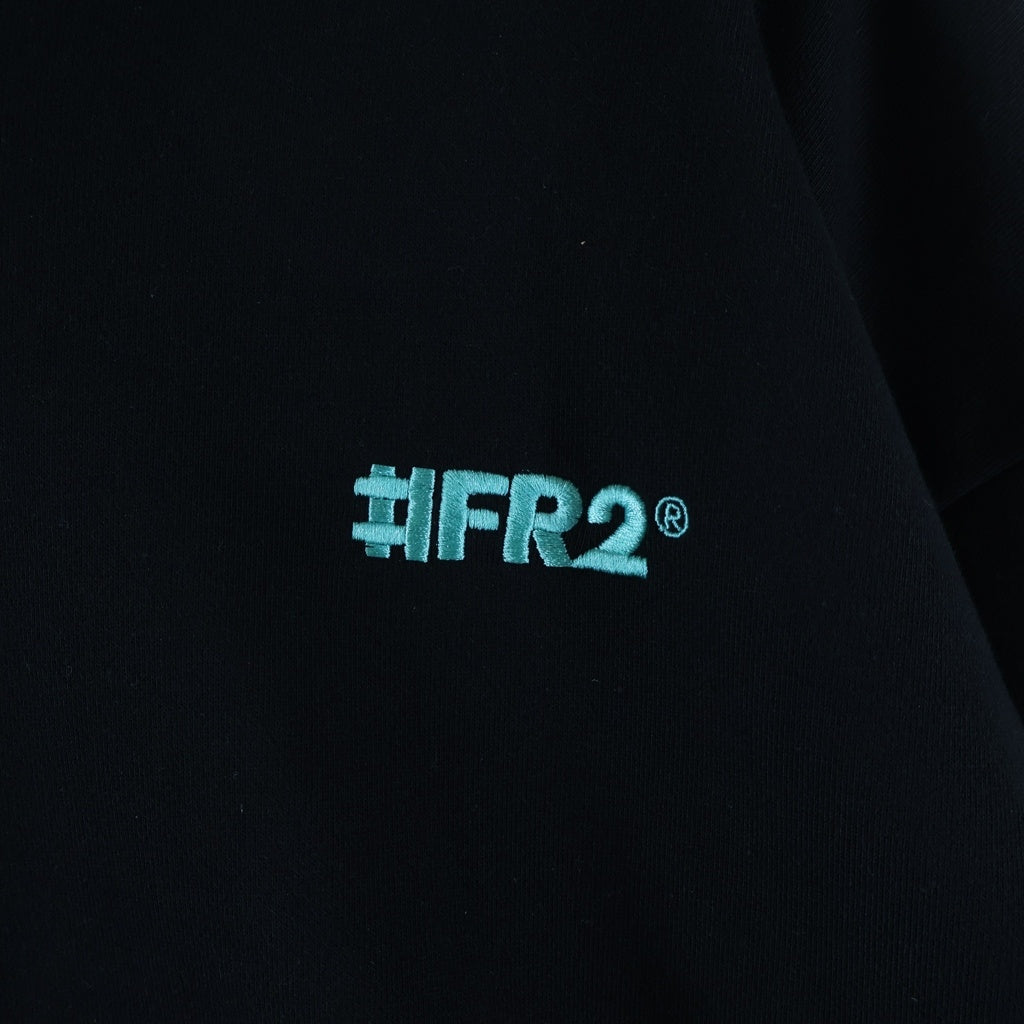 FR2(エフアールツー) 月桃 沖縄限定 アーム刺繍 ジップアップパーカー ブラック/ライトブルー
