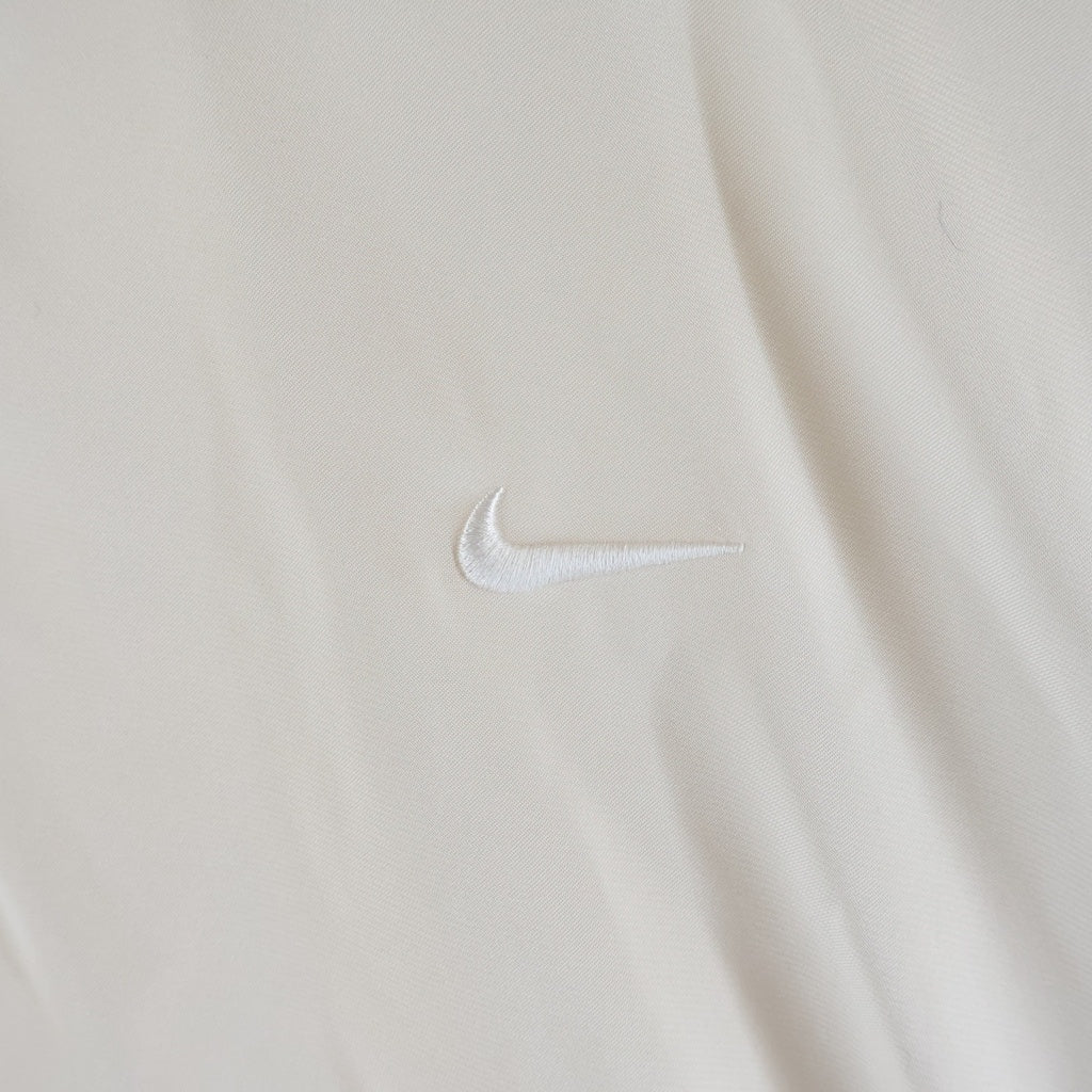 NIKE(ナイキ) Solo Swoosh Satin Bomber Jacket ロゴ刺繍 ジップアップ