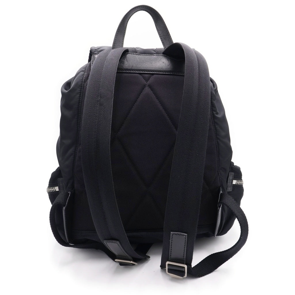 BURBERRY(バーバリー) ロゴプレート レザー切り替え ナイロンバックパック リュックサック ブラック 8006720