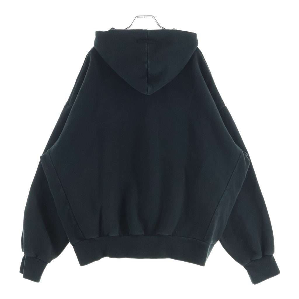 FEAR OF GOD ESSENTIALS(フィアオブゴッド エッセンシャルズ) フロントラバーロゴ プリント プルオーバースウェットパーカー ブラック