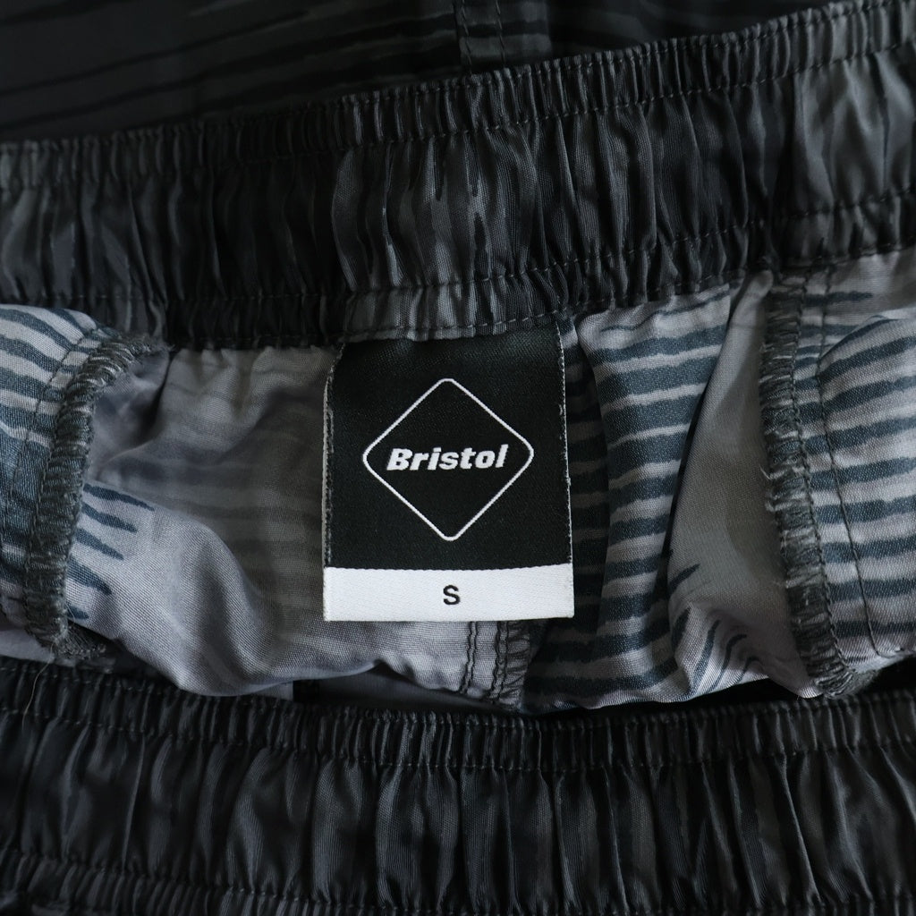 F.C.R.B./F.C.Real Bristol/FCRB(エフシーアールビー/エフシーレアルブリストル) 25SS SPEED CAMO EASY SHORTS スピードカモ イージーショーツ ナイロン ハーフパンツ グレー FCRB-250028