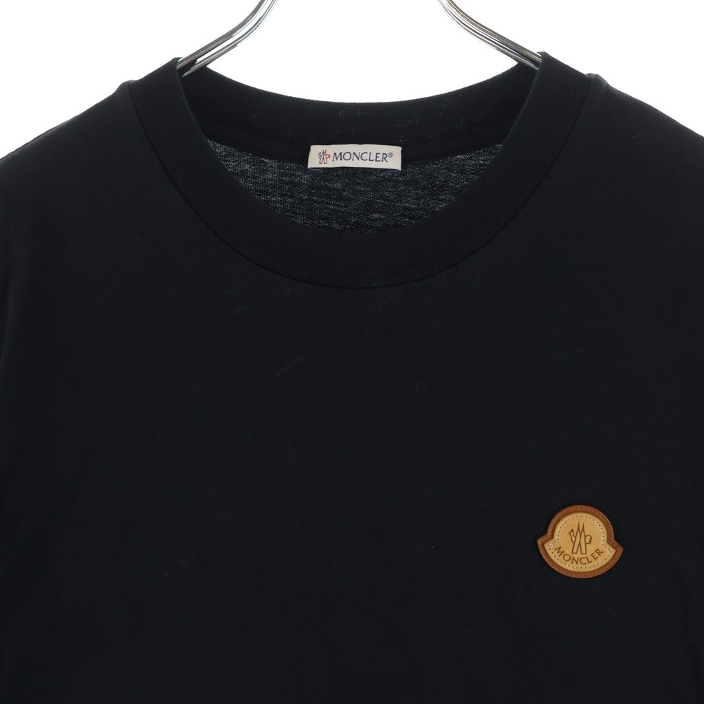 MONCLER(モンクレール) フロントロゴワッペン クルーネック半袖Tシャツカットソー ブラック I20918C00051 8390T