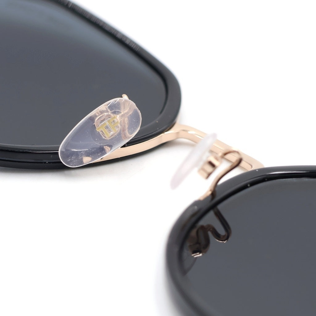 TOM FORD(トムフォード) TF897-K ブラックフレーム サングラス アイウェア 眼鏡 ブラック