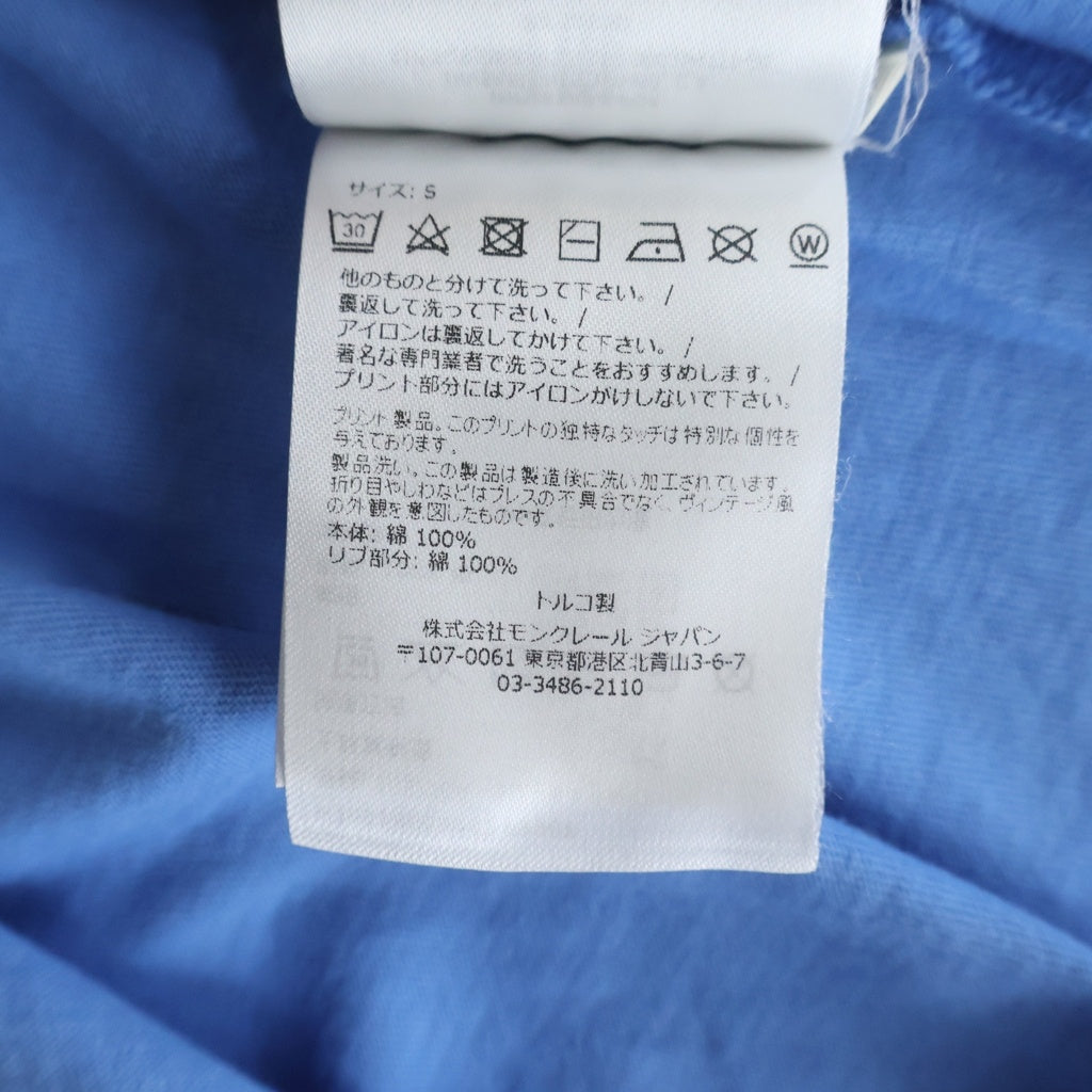 MONCLER(モンクレール) 22AW フロントロゴ クルーネック半袖Tシャツ カットソー ライトブルー H20918C00032 8390T