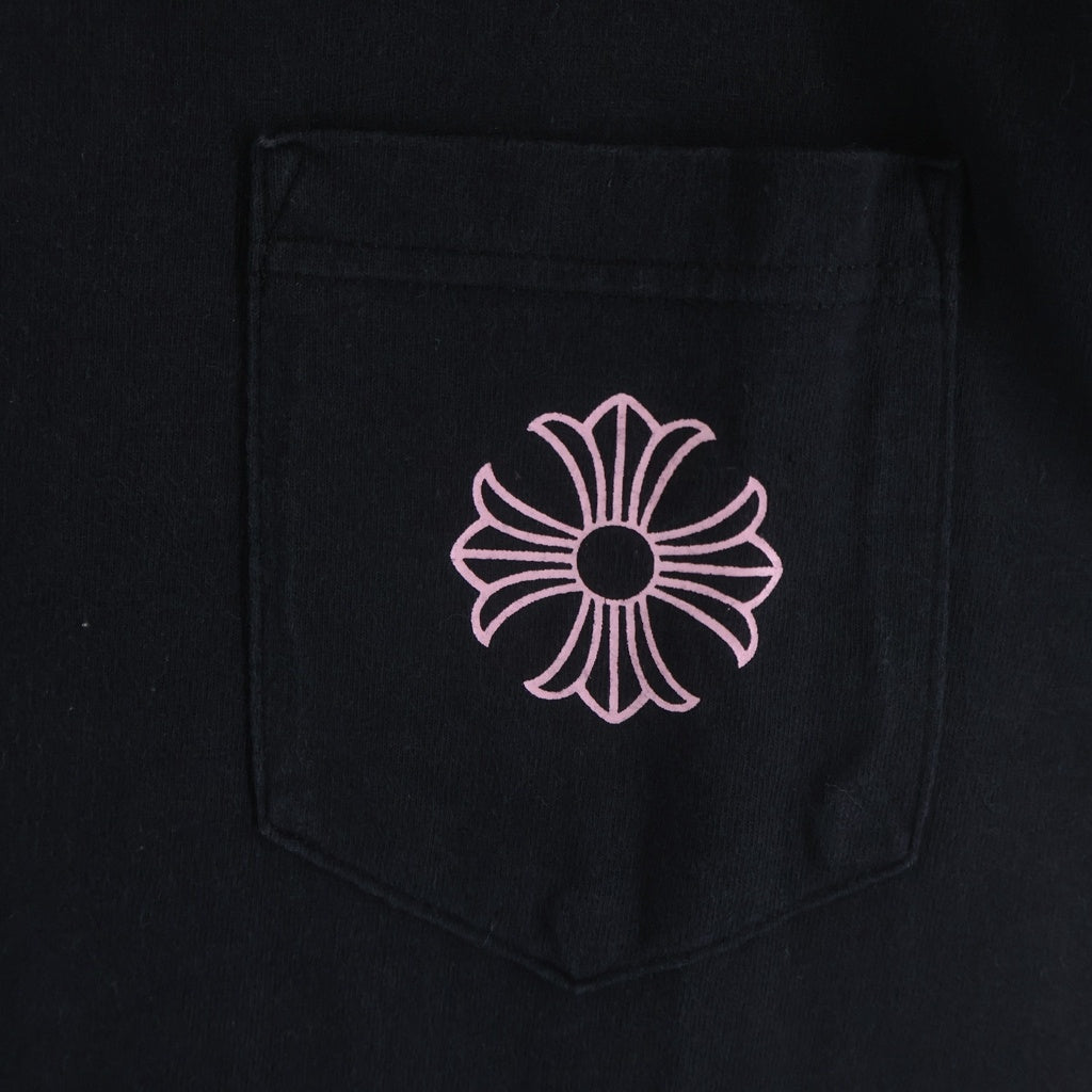CHROME HEARTS(クロムハーツ) OLD CH PLS CROSS TEE オールド バックCHプラス クロスプリント 半袖Tシャツ カットソー ブラック/ピンク
