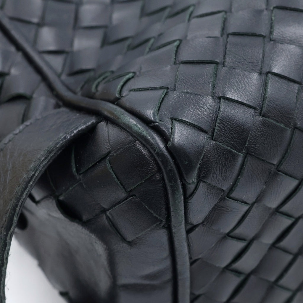 BOTTEGA VENETA(ボッテガヴェネタ) イントレチャート セカンド クラッチバッグ ブラック 174361