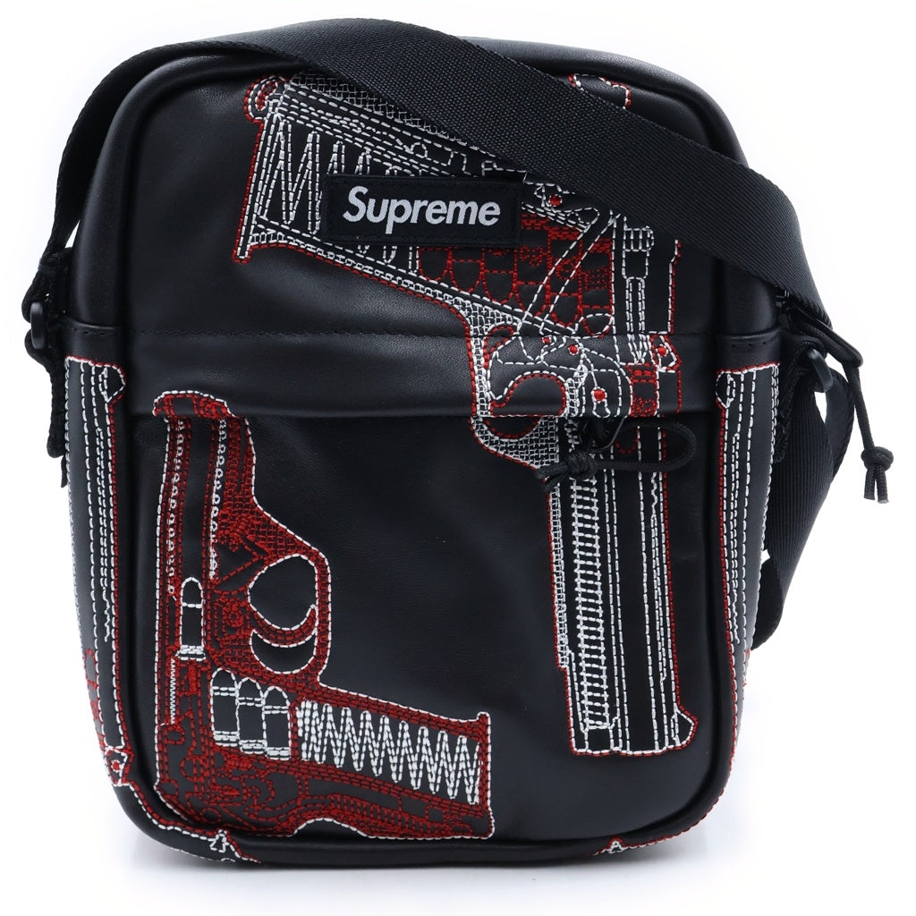 SUPREME(シュプリーム) 26SS Guns Embroidered Leather Shoulder Bag ガンズエンブロイダリー レザー ショルダーバッグ ブラック レディース