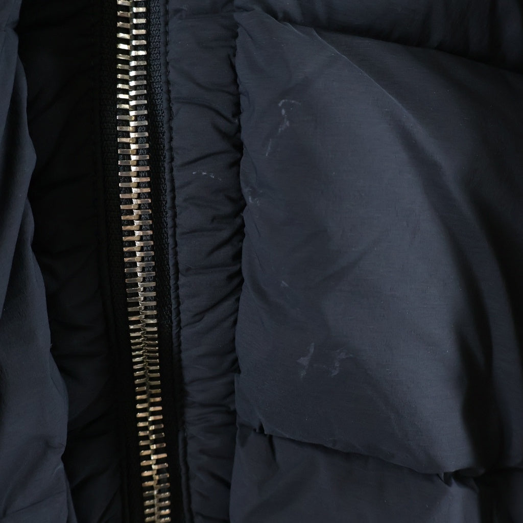STONE ISLAND(ストーンアイランド) SEAMLESS TUNNEL NYLON DOWN JACKET シームレス トンネル フーディー ナイロン ダウンジャケット ブラック K2S154100040S0028