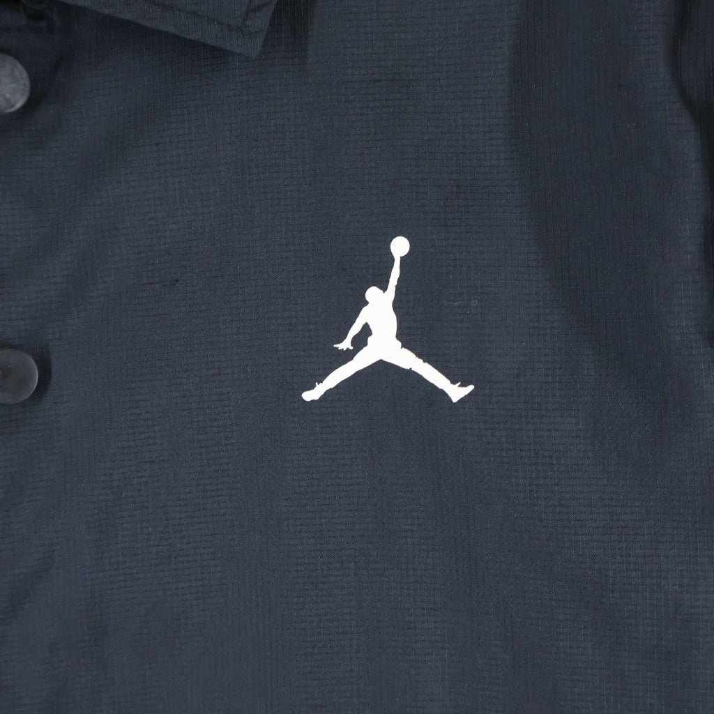 JORDAN BRAND(ジョーダンブランド) COACH JACKET BQ4213-010 フロントプリント ナイロン コーチジャケット ブラック/レッド