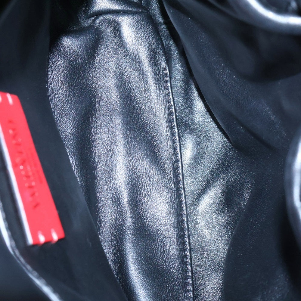 VALENTINO(ヴァレンティノ) ロックスタッズ ラムスキン レザー ターンロック チェーン ショルダーバッグ シルバー/ガンメタ金具 ブラック