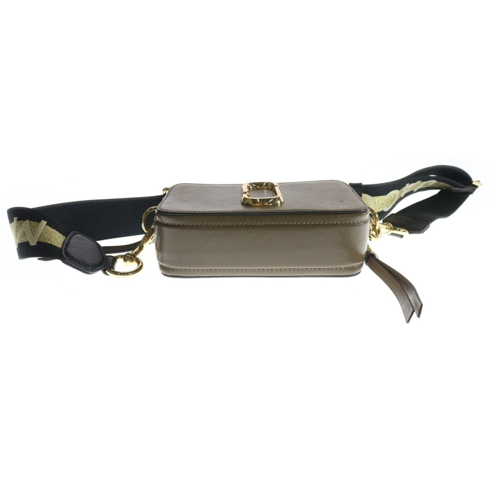 MARC JACOBS(マークジェイコブス) SNAP SHOT スナップショット レザーショルダーバッグ ブラウン レディース ブラウン×ゴールド