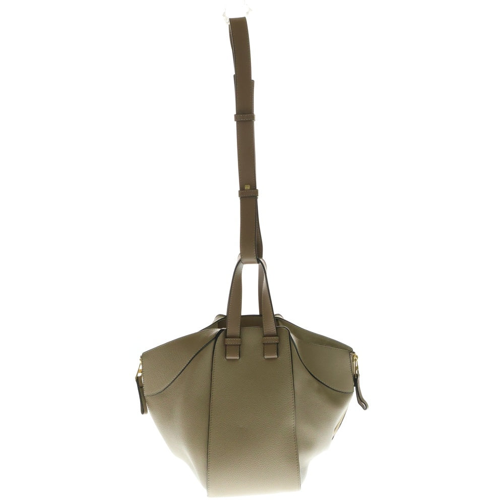 LOEWE(ロエベ) ハンモック スモール ショルダーバッグ ハンドバッグ ゴールド金具 ベージュ レザー