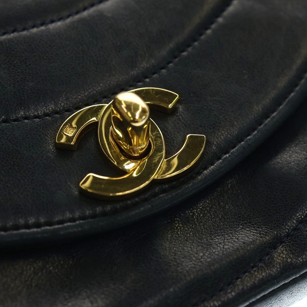 CHANEL(シャネル) ダイアナ ハーフムーン チェーンショルダーバッグ ハンドバッグ ネイビー ゴールド金具 ラムスキン