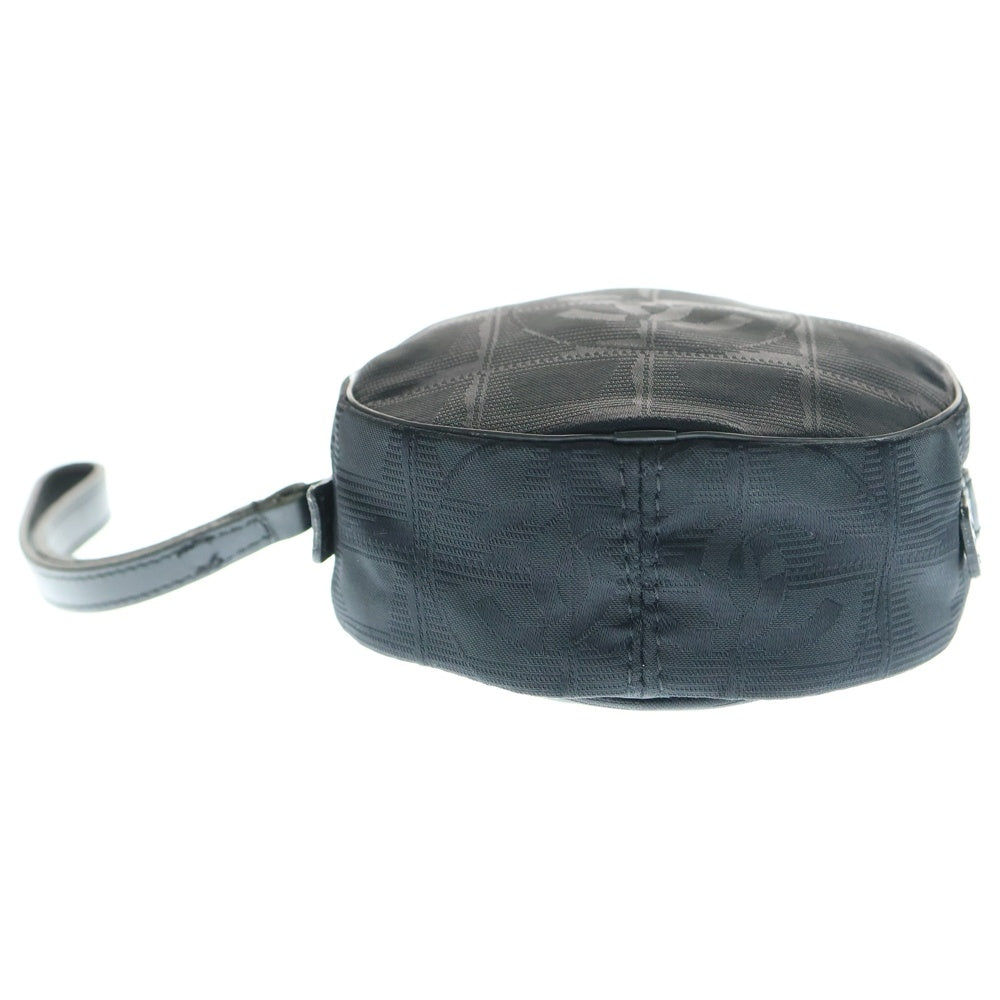 CHANEL(シャネル) ニュートラベルライン ココマーク ナイロン ラウンドポーチ ブラック A17682