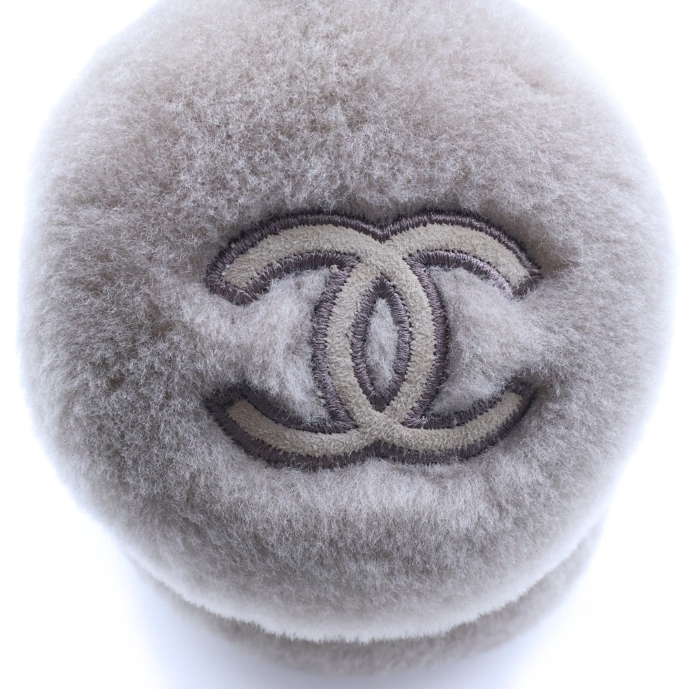 CHANEL(シャネル) ココマーク ロゴ刺繍 ボア イヤーマフラー 耳当て グレー/ベージュ