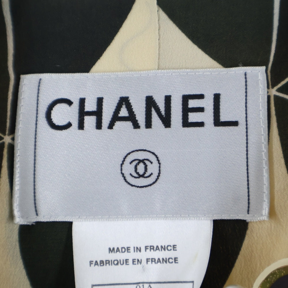 CHANEL(シャネル) 01AW ココマークウッドプレート パール スパンコール刺繍 装飾 シルク カシミヤ混 ウール ノーカラージャケット ベージュ レディース P18311W02840