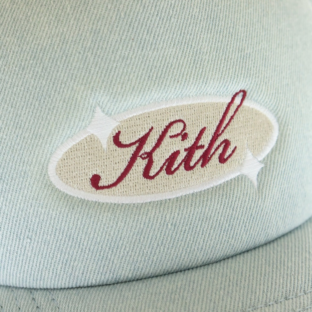 KITH(キス) Logo Denim Nolan Trucker Cap ロゴナイロントラッカーキャップ 帽子 ホワイト/ライトブルー