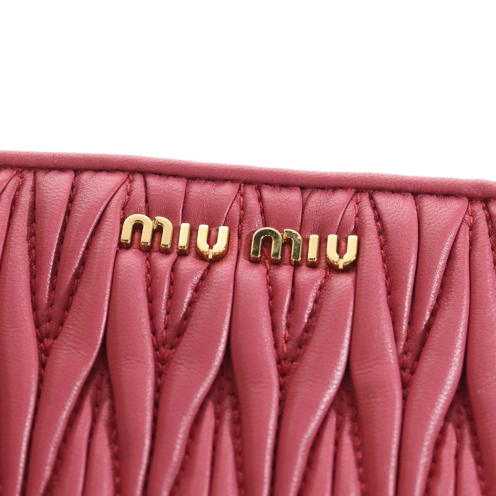 miumiu(ミュウミュウ) マテラッセ セカンドバッグ クラッチバッグ ポーチ ピンク レザー ゴールド金具 レディース