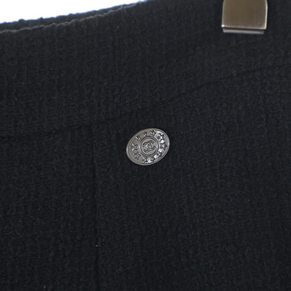 CHANEL(シャネル) ココマーク ロゴプレート コットン ツイード ミディアム フレア スカート ブラック レディース P45436V31742