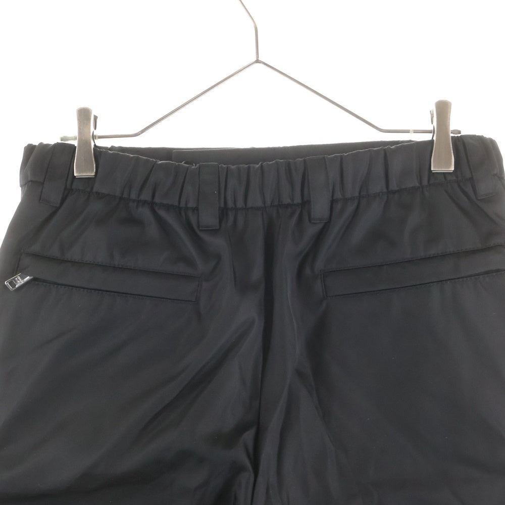 PRADA(プラダ) トライアングルプレート バミューダカーゴショートパンツ ブラック