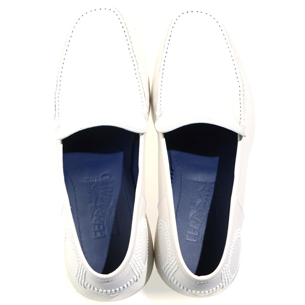 Salvatore Ferragamo(サルヴァトーレ フェラガモ) バックガンチーニデザインモカシンローファー ホワイト