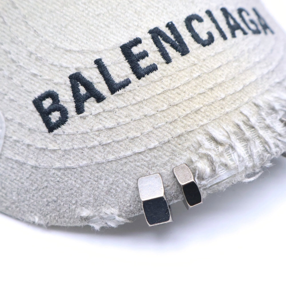 BALENCIAGA(バレンシアガ) Piercing Logo Cap ダメージ加工 ピアシング ロゴ刺繍 ベースボールキャップ 帽子 ホワイト
