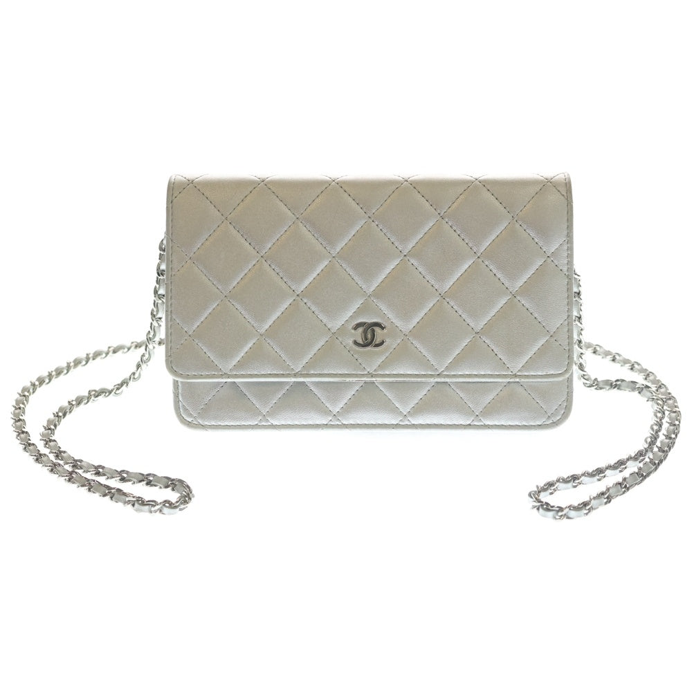 CHANEL(シャネル) マトラッセ チェーンウォレット ショルダーバッグ シルバー ラムスキン シルバー金具 レディース