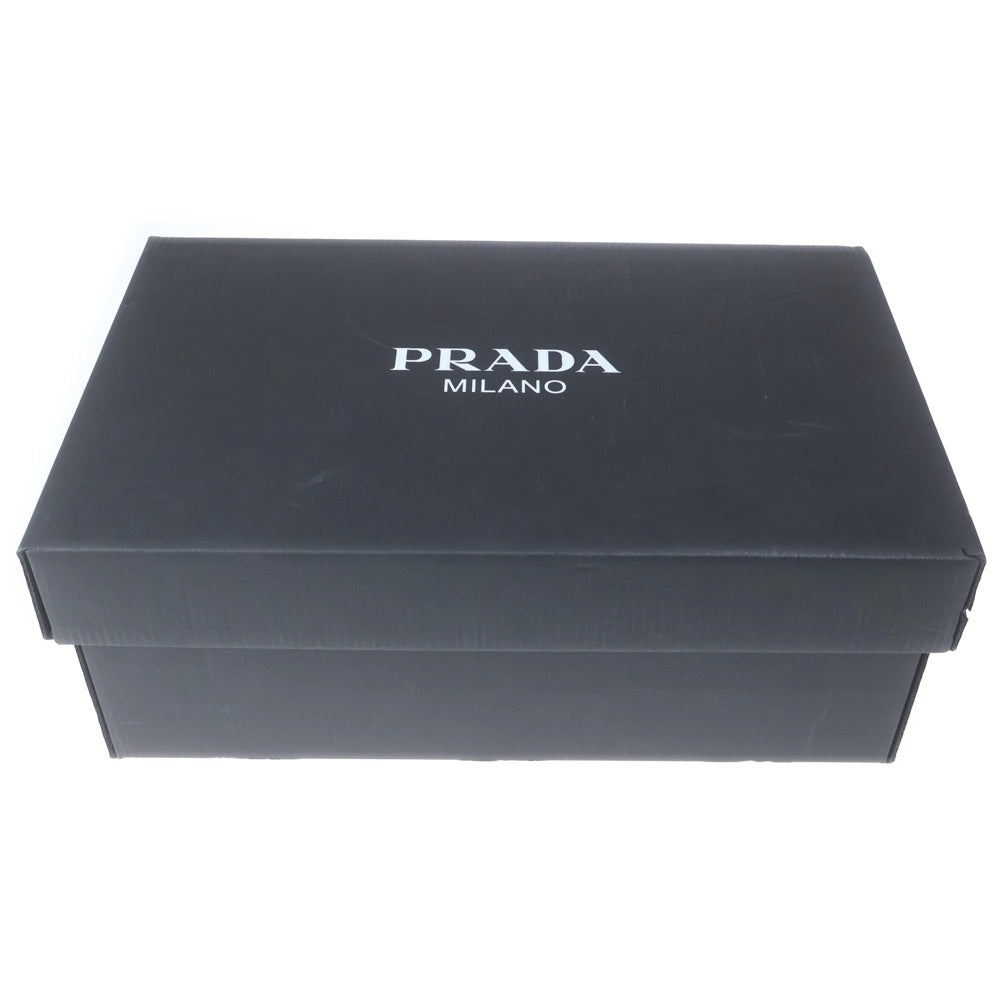 PRADA(プラダ) トライアングルロゴ レザーローカットスニーカー ホワイト レディース